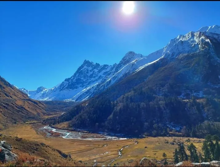 The wide green floor of the Har Ki Dun valley
